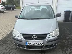 Grau Gebraucht 2007 VW Polo Trendline Limousine | 2.000 € (Guter Preis)
