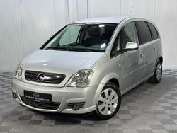 Silber Gebraucht 2007 Opel Meriva Van / Kleinbus | 5.900 €
