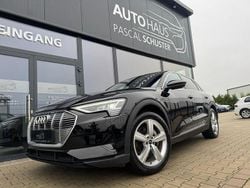 Brillantschwarz Gebraucht 2022 Audi e-tron SUV | 28.490 € (Guter Preis)