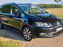 Schwarz Gebraucht 2018 VW Sharan Highline Van / Kleinbus | 24.600 € (Fairer Preis)