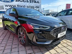 Schwarz Neu 2025 Ford Focus ST Limousine | 38.100 € (Guter Preis)