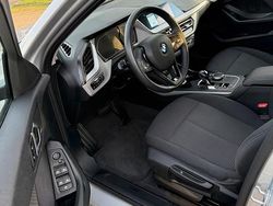 Silber Gebraucht 2020 BMW 118 Efficient Dynamics Kleinwagen | 21.000 € (Fairer Preis)