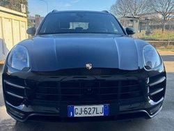 Schwarz Gebraucht 2017 Porsche Macan Turbo SUV | 42.000 € (Etwas zu teuer)