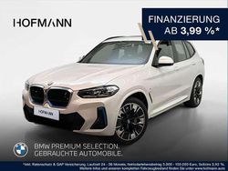 Mineralweiß metallic Gebraucht 2022 BMW iX3 Impressive SUV | 44.849 € (Etwas zu teuer)