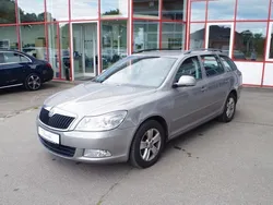 Cappuccinobeige metallic Gebraucht 2010 Skoda Octavia Impuls Edition Kombi | 2.600 € (Fairer Preis)