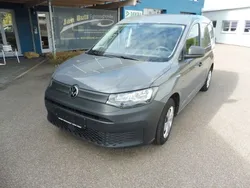 Grau Gebraucht 2021 VW Caddy Van / Kleinbus | 15.977 € (Guter Preis)