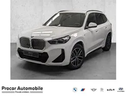Grau Neu 2025 BMW iX1 M Sport SUV | 54.990 € (Guter Preis)