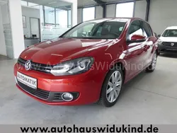 Dunkelrot Gebraucht 2010 VW Golf VI Highline Limousine | 11.490 €