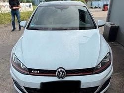 Weiß Gebraucht 2015 VW Golf VII GTI Limousine | 16.600 € (Fairer Preis)