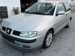 Silber Gebraucht 1999 Seat Ibiza Kleinwagen | 2.900 €