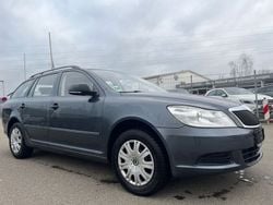 Grey metallic Gebraucht 2010 Skoda Octavia Classic Kombi | 3.300 € (Superpreis)