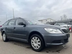 Grey metallic Gebraucht 2010 Skoda Octavia Classic Kombi | 3.300 € (Superpreis)