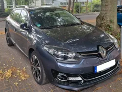 Grau Gebraucht 2015 Renault Mégane III Bose Edition Limousine | 10.500 € (Fairer Preis)
