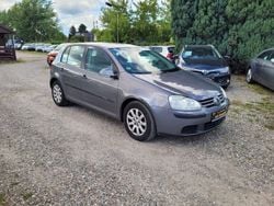 Grau Gebraucht 2006 VW Golf V Trendline Limousine | 2.790 € (Fairer Preis)