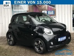Schwarz Gebraucht 2023 Smart ForTwo Electric Drive Exclusive Limousine | 16.898 € (Fairer Preis)