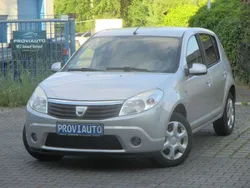 Silber Gebraucht 2009 Dacia Sandero Lauréate Kleinwagen | 1.500 € (Fairer Preis)