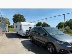 Grau Gebraucht 2022 Seat Alhambra FR-Line Van / Kleinbus | 37.000 € (Teuer)