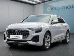 Weiß Gebraucht 2024 Audi Q8 S-Line SUV | 76.699 € (Teuer)