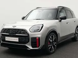 Grau Gebraucht 2024 Mini John Cooper Works Countryman SUV | 45.821 € (Guter Preis)