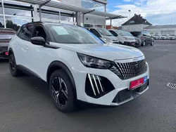 Weiß Gebraucht 2024 Peugeot 2008 GTi SUV | 20.999 € (Fairer Preis)