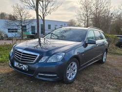 Blau Gebraucht 2010 Mercedes E220 Avantgarde Kombi | 11.499 € (Teuer)