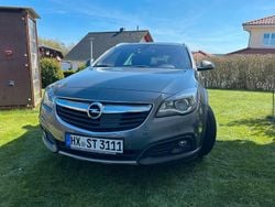 Grau Gebraucht 2016 Opel Insignia Country Tourer Kombi | 7.700 € (Superpreis)