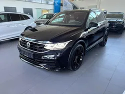 Schwarz Gebraucht 2024 VW Tiguan Style SUV | 39.900 € (Fairer Preis)