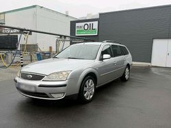 Silber Gebraucht 2005 Ford Mondeo Kombi | 1.450 € (Etwas zu teuer)