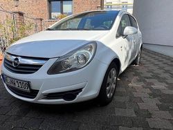 Weiß Gebraucht 2010 Opel Corsa Edition Limousine | 2.750 € (Fairer Preis)