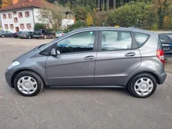 Grau Gebraucht 2011 Mercedes A140 Limousine | 5.900 €
