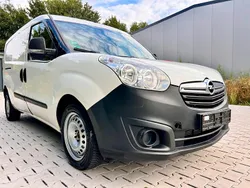 Weiß Gebraucht 2016 Opel Combo Van / Kleinbus | 7.990 € (Fairer Preis)