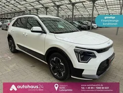 Weiß Gebraucht 2023 Kia e-Niro Vision SUV | 27.990 € (Fairer Preis)