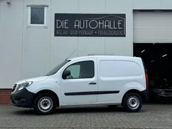 Weiß Gebraucht 2021 Mercedes Citan 109 Van / Kleinbus | 11.511 € (Guter Preis)