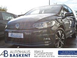 Grau Gebraucht 2022 VW Touran Highline Van / Kleinbus | 27.890 € (Guter Preis)