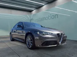 Grün Gebraucht 2023 Alfa Romeo Giulia Ti Limousine | 35.890 € (Superpreis)
