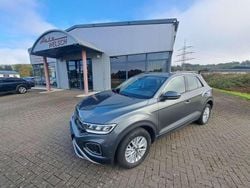 Indiumgrau Gebraucht 2022 VW T-Roc Life SUV | 18.290 € (Fairer Preis)