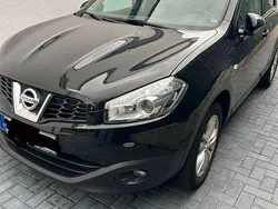 Schwarz Gebraucht 2010 Nissan Qashqai +2 Acenta SUV | 9.700 € (Teuer)