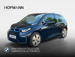 Schwarz Gebraucht 2022 BMW i3 Comfort Edition Kleinwagen | 19.990 € (Fairer Preis)