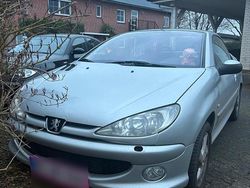 Silber Gebraucht 2004 Peugeot 206 CC Cabrio | 700 € (Superpreis)