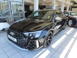 Schwarz Gebraucht 2022 Audi RS3 Sport Kleinwagen | 54.980 € (Etwas zu teuer)