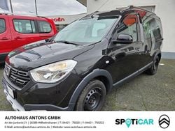 Schwarz Gebraucht 2019 Dacia Dokker Celebration Van / Kleinbus | 10.490 € (Fairer Preis)