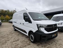 Mineralweiß Neu 2025 Renault Master Van / Kleinbus | 34.984 € (Guter Preis)