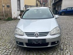 Silber Gebraucht 2004 VW Golf IV Kleinwagen | 2.800 € (Fairer Preis)