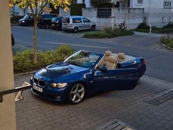 Blau Gebraucht 2007 BMW 330 Cabriolet Performance Cabrio | 14.500 €