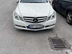 Weiß Gebraucht 2011 Mercedes E220 Coupé | 12.500 € (Etwas zu teuer)