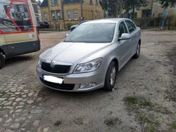 Silber Gebraucht 2010 Skoda Octavia Classic Limousine | 4.000 € (Superpreis)
