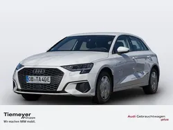 Ibisweiß Gebraucht 2023 Audi A3 Sportback e-tron Comfort Limousine | 24.940 € (Guter Preis)