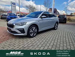 Brilliantsilber metallic Gebraucht 2025 Skoda Scala Kleinwagen | 27.580 €