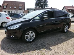 Schwarz Gebraucht 2018 Ford S-MAX Titanium Van / Kleinbus | 15.800 € (Guter Preis)