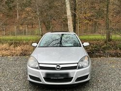 Silber Gebraucht 2006 Opel Astra Kleinwagen | 2.900 € (Fairer Preis)